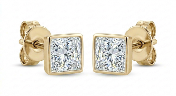 The Solvere Princess Bezel Earrings